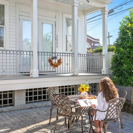 Charming 2Br On Carondelet By Hosteeva Apartment New Orleans Exterior photo