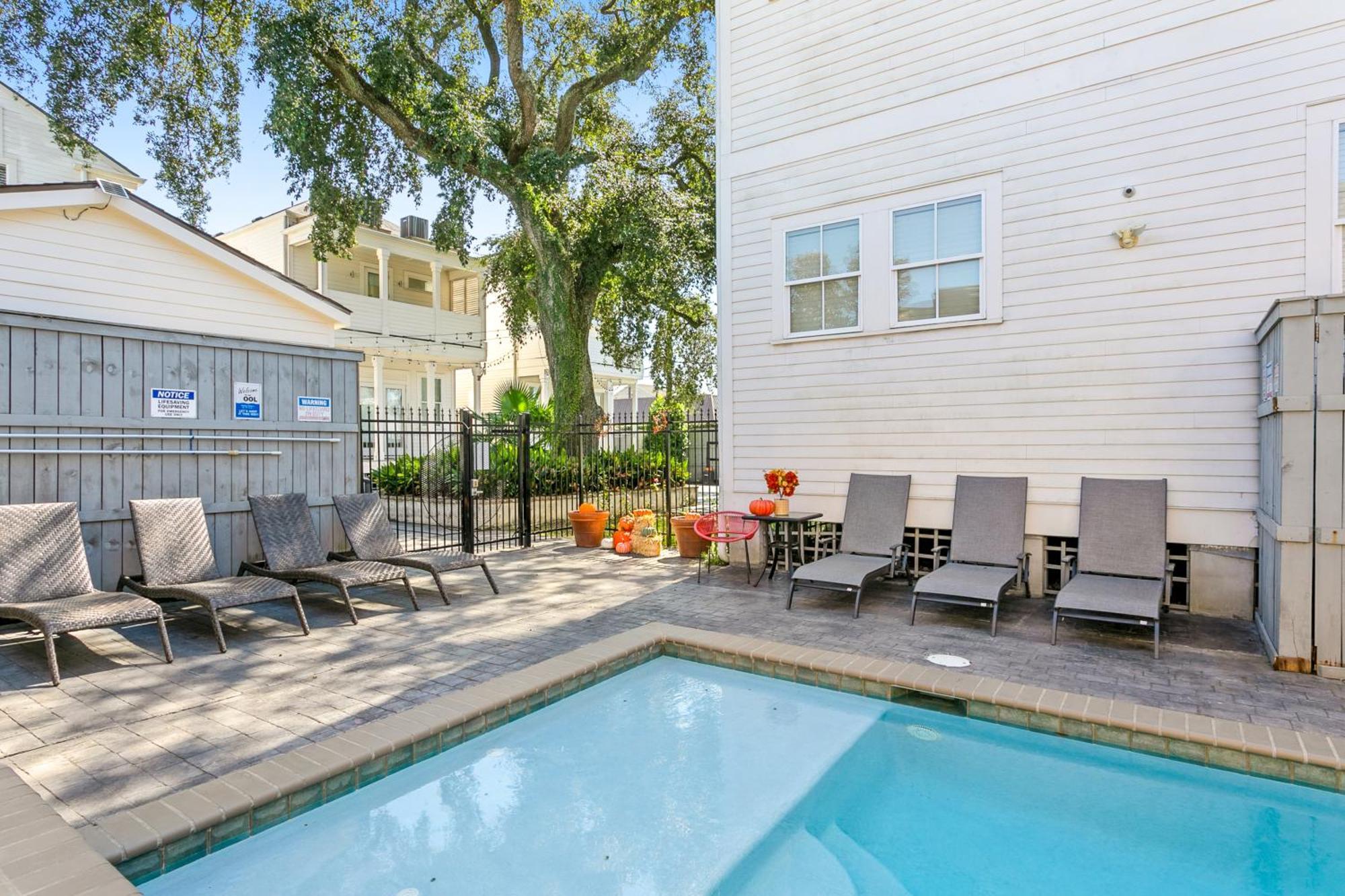Charming 2Br On Carondelet By Hosteeva Apartment New Orleans Exterior photo