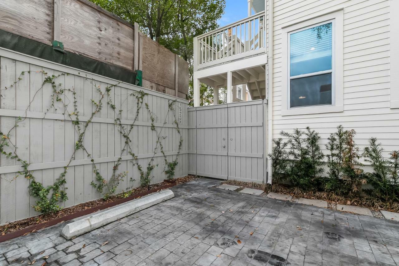 Charming 2Br On Carondelet By Hosteeva Apartment New Orleans Exterior photo